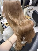 ダブルカラーミルクティーベージュレイヤーカット韓国ヘア