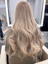 テイス 新宿(TACE)&nbsp;[美髪/ワイドバング/ホワイトブロンド/イメチェン/新宿]