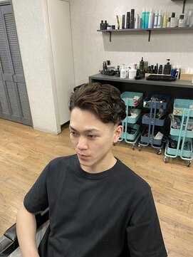 サニーズ バーバー(Sunny's barber) オールバックパーマ