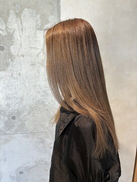 シーインフィニート 人形町店(C∞) 艶髪ベージュ【シーインフィニート人形町店】