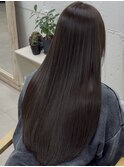 赤みを抑えた艶オリーブグレージュ