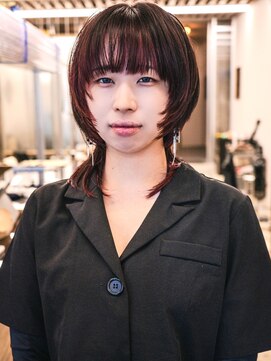 オルタナティブ(alternative) ウルフカット　ポイントカラー