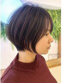 顔型別ヘアスタイル/似合わせ診断/ショートボブ/白髪ぼかし