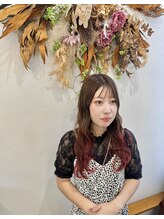 スピニングヘアティアナ(spinning hair Tiana.) 板井 真梨