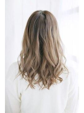 シュシュット(chouchoute) 美髪黒髪着物イルミナカラーヘルシーレイヤーデジタルパーマ/070