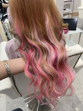 ホワイト(WHITE) [WHITE RYOTA] ピンク！ピンク！ピンク！