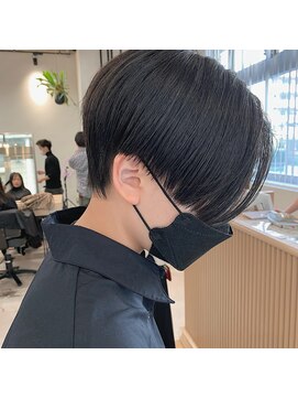 エレン(E L E N) ハンサムショート　カッコイイショートが好きな方オススメ♪