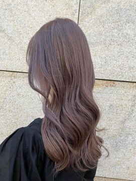 ネオリーブエム(Neolive em;) オフィスでもいいブラウンカラー