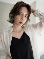 ログ オモテサンドウ(L.O.G OMOTESANDO) ハイトーンインナーカラーボブ