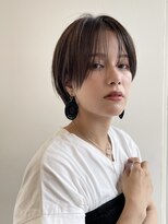 イヴォークトーキョーオーサカ(EVOKE TOKYO osaka)&nbsp;ハンサムショート ストレート グレージュ おしゃれカラー