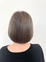 ビーヒアナウ N゜03 金沢駅西店(BE HERE NOW)&nbsp;アッシュベージュ_大人ボブ_前下がりボブ_ショートボブ