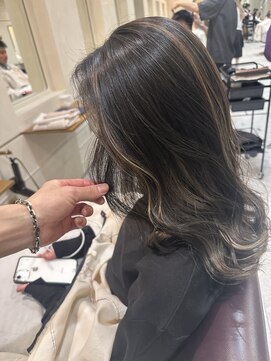 松本平太郎美容室 銀座パートツー(PART2) イノアカラーで艶感ハイライト