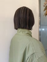 アンサム リリー(UNSOME Lille) 切りっぱなしボブ/コントラストハイライト