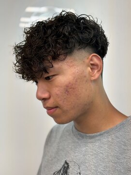 フェノメノン 栄店(PHENOMENON) メンズカット/メンズパーマ/スパイラルパーマ/眉毛/栄