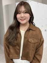 イロウ 天神大名店(IROW)&nbsp;オリーブベージュ 透明感カラー ウェーブ 顔周りカット