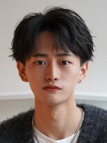 クィーンズガーデンバイケーツーギンザ(QUEEN’S GARDEN by K two GINZA)&nbsp;メンズカット/センターパート/ショート/ニュアンスパーマ