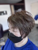 サロン ド 榮(Salon de 榮) ふんわりと動きのあるボブスタイル