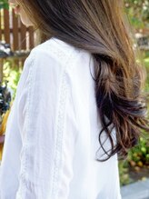 リーリア ヘアーアンドパーソナル(Lelia)&nbsp;カット・カラーoggiotto ヘッドスパ