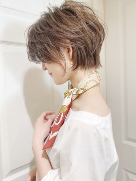 アンド ストーリーズ(&STORIES) アッシュブラウンワンサイドマニッシュ/20代/30代/40代/ショート