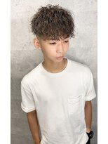 アンダーバーホワイト 天神店(_WHITE)&nbsp;前下がりスパイラルマッシュ