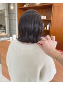 柔らか グレイアッシュ 外ハネ ボブ