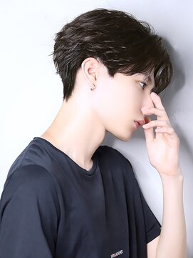 リップス 二子玉川店 (LIPPS) spy【ロイドヘア】