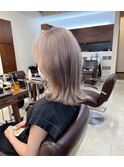 ハイトーン×くびれヘア福岡天神大名美容室(ヒガシタダシ)