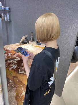 ペレ 栄店(PELE) 斜めバング/グレージュカラー/シルキーベージュ/栄/名駅