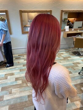 ニコ ヘアリラクゼーション(Nico hair relaxation) ピンク系カラーロング大人かわいいうる艶髪20代 レイヤーパーマ