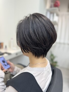 クアン(Cuan) アッシュグレーショート