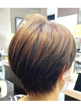 エノモト(ENOMOTO) マッシュショートブリーチなしカラーナチュラルツーブロック