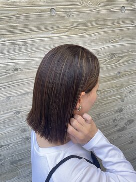 レアワンハナレ センター北美容院(lea/1 HANARE) 切りっぱなしボブ×ハイライト