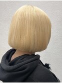 ふんわりボブハイトーン抜きっぱブロンド韓国