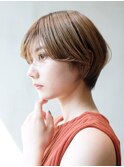 くすみベージュオリーブカラー秋色小顔_ba410324