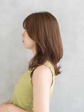 エレノア 藤沢(Eleanor) 透明感 こなれミディアム