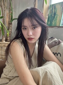ヘアー バトン(hair vaton)の写真/【ご新規様カット+カラー¥11000】♪ツヤ感とみずみずしい透明感のあるカラーで、自分に似合う色と出会える*