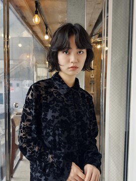 ヒュージ 表参道(huge) ショートボブ/ニュアンスパーマ/前髪/顔周りカット/くせ毛風