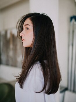 コネ(kone)の写真/髪質改善縮毛矯正◇まっすぐ過ぎない自然になじむ縮毛矯正で、毎日のスタイリングも簡単＆時短に！