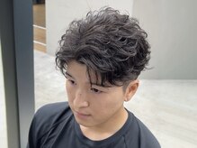 ラヴィズムバイフィフス 長岡古正寺店 長岡駅(LUVISM by fifth)の雰囲気（今話題のフェザーパーマで清潔感◎[長岡駅/メンズパーマ/ウルフ]）