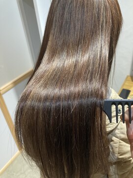 アッシュ艶髪カラー