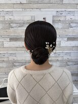 ブルームス アンジュ(Blooms Unge)&nbsp;タイトシニヨン