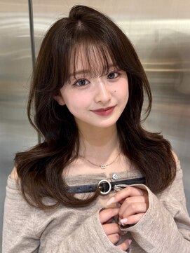 ルームバイシー 新宿(Loom. by Sea) 〇似合わせカット×ミディアムレイヤー