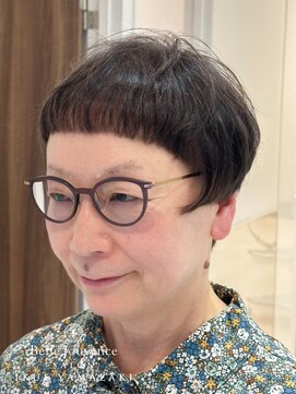 サロンイクエヤマザキ 麻布十番(SALON IKUE YAMAZAKI) 白髪染め　ノンジアミン　ショートカット