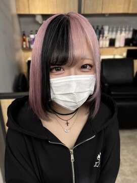 リベロ 柏(Libero) ホワイトピンク×ブラック