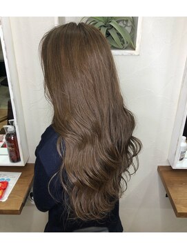 ループ(LOOP) アッシュベージュカラー