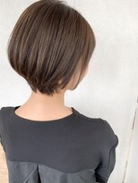 プラグ バイ ネオリーブ(plug by neolive) 耳かけ 前下がりショートボブ N