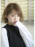 ミディアム　ハイトーンボブ