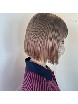 キッカ(kicca) 【kicca】ぷつっとボブ×ピンクベージュ