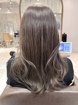 レイラバイアフロート 吉祥寺(Lila by afloat) オリーブグレージュ