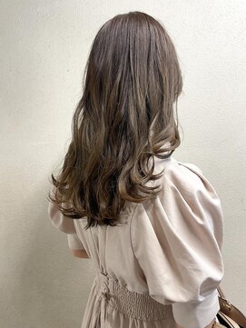 セルカ 新宿(CERCA) グレージュカラー［CERCA新宿/新宿西口］